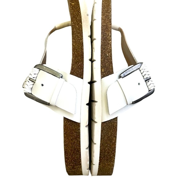 EARTH White Leather Aldora‎ Sandal - Picture 3 of 8